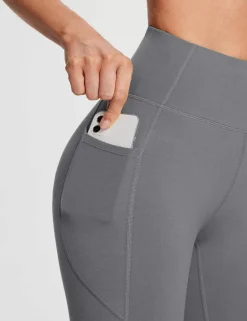 Baleaf Evergreen Cotton Pocketed Capris^Women Capris