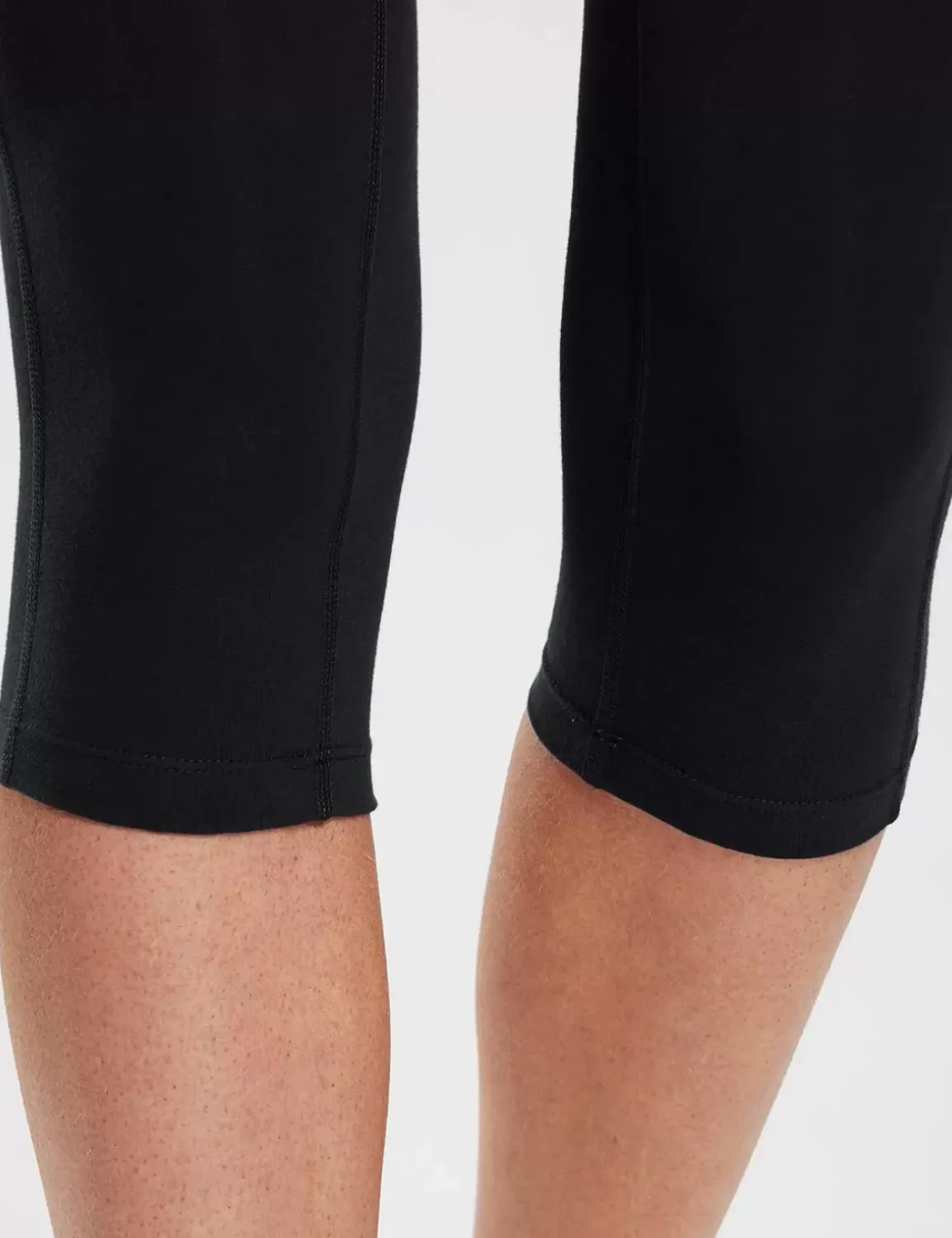 Baleaf Evergreen Cotton Pocketed Capris^Women Leggings
