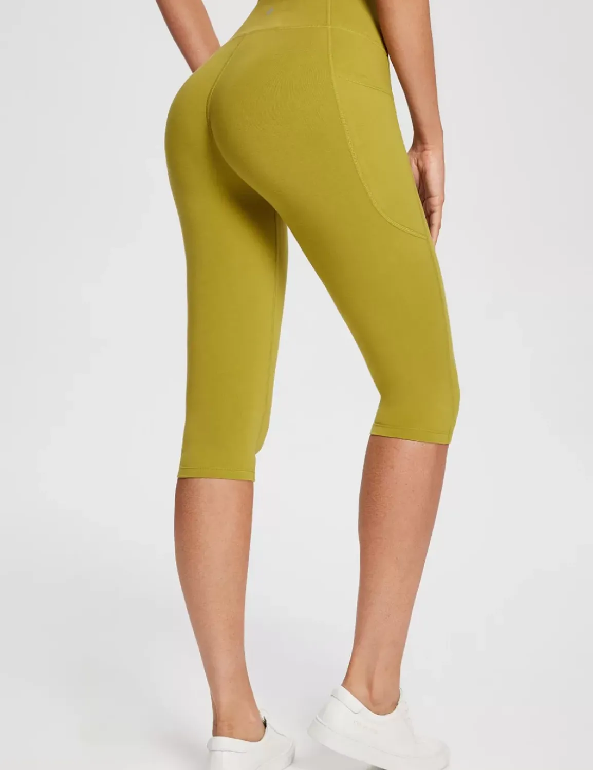 Baleaf Evergreen Cotton Pocketed Capris^Women Knee-Length
