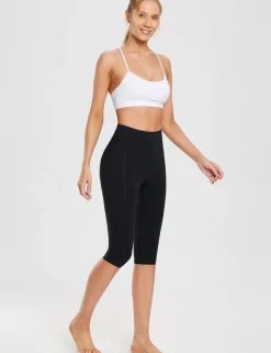 Baleaf Evergreen Knee-Length Pocketed Capris^Women Knee-Length