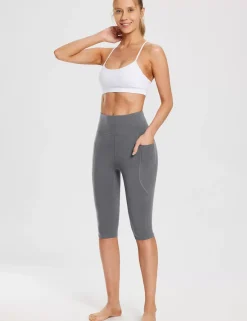 Baleaf Evergreen Knee-Length Pocketed Capris^Women Shorts & Underwear