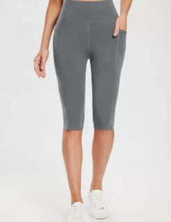 Baleaf Evergreen Knee-Length Pocketed Capris^Women Shorts & Underwear