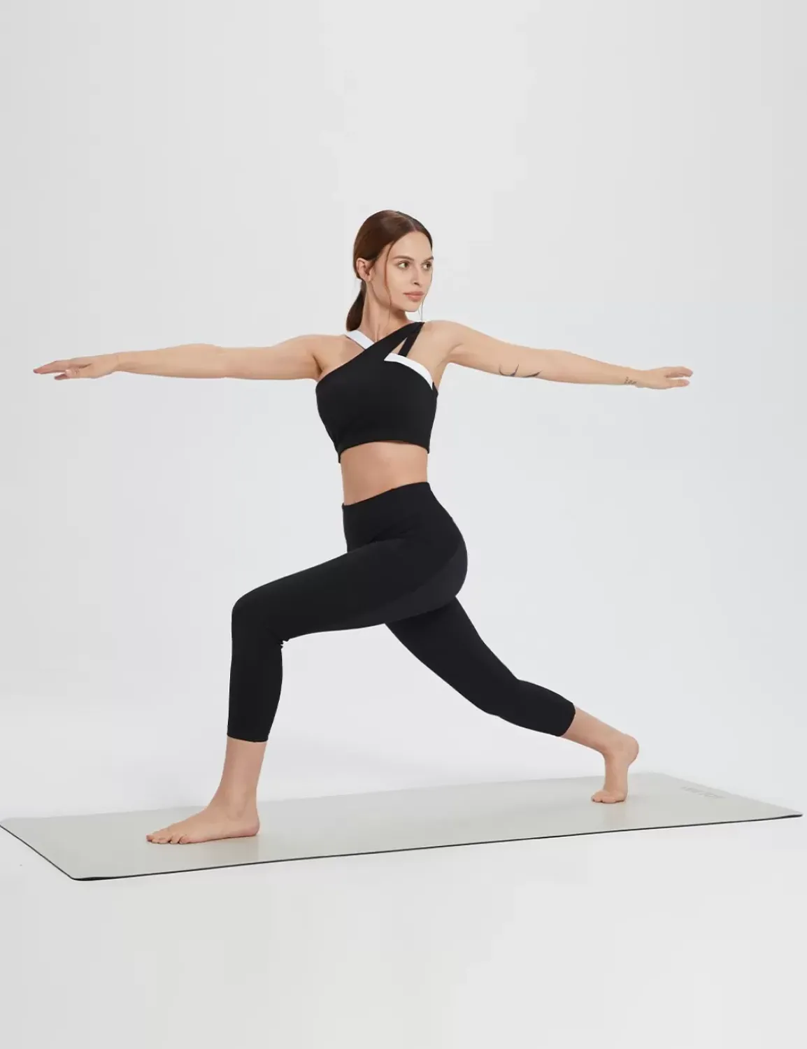 Baleaf Flyleaf High Rise Capris(Website Exclusive)^Women Joggers & (Sweat) Pants