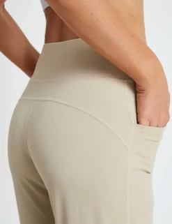 Baleaf Flyleaf Pull-On Bermuda Shorts^Women Shorts & Underwear