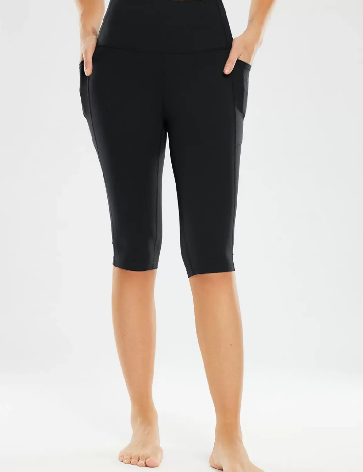 Baleaf Sweatleaf Knee-Length Pocketed Capris^Women Capris